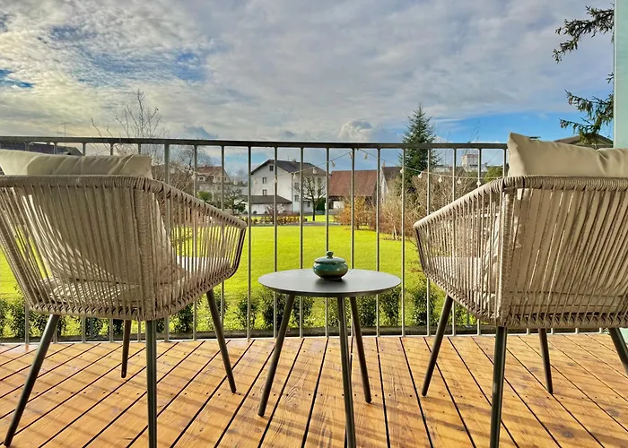 Flair Apartments Vorarlberg - Stilvolles Wohnen Nahe Bodensee & Alpen - Kueche, Balkon & Gratis Parkplatz