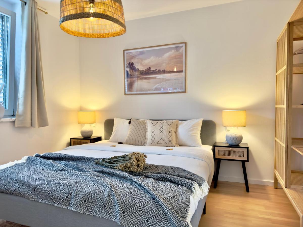 Flair Vorarlberg - Stilvolles Wohnen Nahe Bodensee & Alpen - Kueche, Balkon & Gratis Parkplatz Appartement Brégence