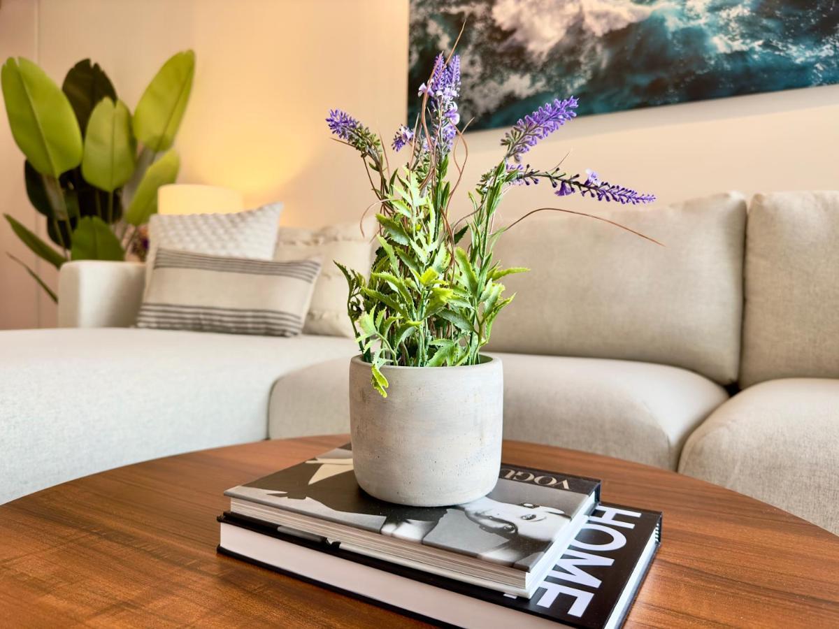Appartement Flair Vorarlberg - Stilvolles Wohnen Nahe Bodensee & Alpen - Kueche, Balkon & Gratis Parkplatz
